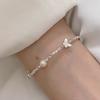 Pulsera Delicada de Perlas con Mariposa para Mujer, Versátil, Moderna, Exquisita, Lujo Ligero, Popular Nuevo Estilo de Pulsera, Joyería de Moda Popular entre Influencers de Instagram