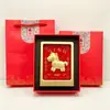 Colgante redondo bañado en oro juego de caja de regalo múltiples patrones disponibles recuerdo para festivales y viajes con coche regalo para actividades llavero colgante
