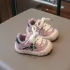 Zapatos Casuales para Niños Superficie de Cuero Zapatos de Patinaje para Niñas Nuevo Estilo Zapatos Deportivos para Niños 0-1-2 Años Bebés Niños Pequeños Suela Suave Zapatos para Caminar