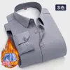 Camisa Masculina Branca de Manga Longa com Forro de Lã para Aquecimento, Camisa Formal Profissional de Negócios Mais Grossa, Novo Estilo de Inverno, Roupa para Pai de Meia-Idade