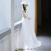Vestido de Novia Ligero Francés Satén Simple Cuello Redondo Gama Alta Adelgazante Novia Princesa Toma de Fotos de Recorrido de Boda Puerta Hilo Arrastre Estilo Mori