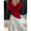 Blusa de tricô azul estilo coreano com gola U e manga longa para mulheres, corte justo, macia e aconchegante, adequada para primavera e outono, camiseta de base com ombros normais e decote baixo