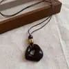 Collar Colgante de Resina Irregular Hueco Retro Otoño e Invierno Cadena de Suéter de Lujo Ligero Gama Alta Collar Versátil de Moda para Mujer