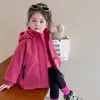 Jaqueta corta-vento 3 em 1 para meninas para outono e inverno de 2025, nova jaqueta acolchoada estilosa para bebês meninas, agasalho de inverno infantil
