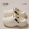Sandalias de Suela Gruesa Estilo Crocs para Hombre 2026 Verano Nuevas Resistentes al Desgaste Antideslizantes Transpirables de EVA con Puntera Protectora para Hombre
