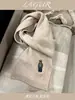 "Oso Caballero" Bufanda Gruesa de Punto de Lana 100% Australiana de Color Sólido Bufanda Bordada para Pareja Regalo para Mujeres