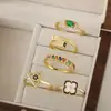Anillo Abierto Geométrico Rotatorio de Superficie con Circonita Microincrustada en Oro de 18 Quilates Recubierto de Cobre para Suministro Transfronterizo del Distrito Lu Nuevo Producto para Mujer