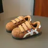 Zapatos de tela con estampado de leopardo para niños 2025 Invierno Nuevos Zapatos Deportivos de Felpa para Niñas, Niños Medianos y Grandes, Zapatos Cálidos de Doble Algodón