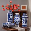 Jarrón cuadrado de porcelana azul y blanca de Jingdezhen, adorno de pie, jarrón de cerámica pintado a mano, decoración de cerámica para almacenamiento y arreglo floral
