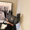 Bolso bandolera personalizado de PU de color liso 2024, moderno, con hebilla de mariposa para mujer, para uso diario, pequeño, sencillo, para hombro
