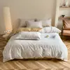 Nuevo Estilo Juego de Cuatro Piezas de Algodón Puro Cepillado Engrosado, Amigable con la Piel, Transpirable, Resistente al Desgaste, Fácil de Lavar, Adecuado para Dormitorios de Estudiantes y Uso en Dormitorio del Hogar