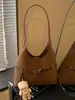 Bolso con Estampado de Leopardo Transfronterizo para Mujer Gran Capacidad Nuevo Otoño e Invierno 2025 Bolso de Hombro Único para Debajo del Brazo para Suegra Bolso Cubo Casual para Ropa de Trabajo