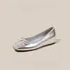 Zapatos de ballet plateados de estilo francés de tacón bajo para aumentar la altura, para mujeres menudas, zapatos Mary Jane vintage sin cordones con lazo