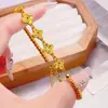 Acessórios de Loja de Joias Estilo Igual, Pulseira com Contas a Laser Flor de Gelo Triturada Oca Cinco Pétalas Trevo de Quatro Folhas para Mulheres, Joias de Luxo Leve de Alta Qualidade