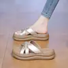 Con Zapatillas de Falda Estilo Francés Nuevo Sandalias de Verano para Mujer Uso en Exteriores Suela Plana 2025 Suela Gruesa Cruzadas de Alta Calidad de Una Correa