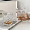 Vaso de whisky de fondo grueso, cristalería de alta gama, cristal para uso doméstico y comercial, vaso de cerveza grabado de lujo ligero, vaso para licores