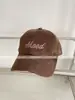 Gorra de Béisbol Ins Coreana de Moda Retro Verde Oscuro Bordado Simple de Letras para Mujer, Nueva Gorra Versátil de Pico para Hombre