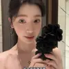 Pinza para el pelo de plátano con flor estilo Yi Mengling para mujer 2025 Nuevo Elegante Pinza para el pelo medio recogido Diadema de flor Accesorios para el pelo