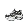 Zapatos de papá versátiles estilo coreano para mujer, nuevo modelo otoño 2026, suela gruesa que aumenta la altura, con bloques de color, zapatillas deportivas casuales para personas menudas