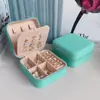 Caja de almacenamiento portátil de doble capa caja de joyería al por mayor caja de embalaje caja para anillos de aretes caja de joyería caliente nuevos productos