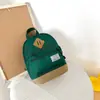 Mochila de viagem estilo coreano para meninos, simples, leve, de lona, para meninos e meninas, cor sólida, para saída, pequena mochila, bolsa infantil