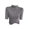 Camiseta de punto acanalado de alta gama en color gris oscuro con cuello medio alto para mujer, adecuada como capa base, nueva de 2024 Primavera y Otoño, corte ajustado