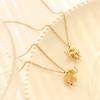 Collar Clavícula Bebé Elefante Empalmado Diseño Animal Personalizado para Mujer, Acero de Titanio Chapado en Oro Real de 18K Colgante P587