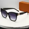 Novos Óculos de Sol Quadrados Fashion Double-B, Estilo Retrô Europeu e Americano, Mesmo Modelo de Celebridades da Internet, Óculos de Sol Estilo de Rua para Mulheres, Óculos com Proteção UV