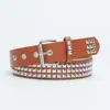 Cinturón de Moda Tachonado de Moda para Hombres y Mujeres, Cinturón Versátil de Hebilla Suave para Jeans, Accesorio Decorativo Universal para Jóvenes