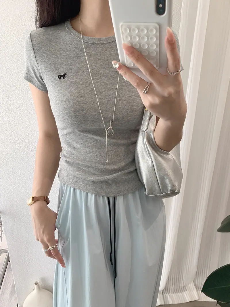 7458 (1).JPG