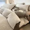 Conjunto de cama de quatro peças em gaze dupla de algodão escovado, capa de edredom 100% algodão, conjunto de lençóis de três peças, lençol com elástico, roupa de cama para dormitórios estudantis