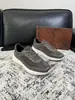 Zapatillas casuales de retazos de gamuza y piel genuina para hombre, estilo transfronterizo SR, transpirables con orificios de ventilación, hebilla de metal y suela gruesa