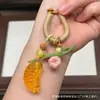 Cera de Abeja de Segunda Generación Varios Estilos Oso Bolsa de Queso Colgante Llavero DIY Exquisito Adorno de Joyería