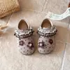Sapatos Birkenstock Estilo Coreano de Bolinhas para Crianças Meninas 2026 Outono/Inverno Novidades Bebê Fofos Desenho Animado Solado Macio Mocassins de Bebê