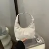 Diseño Casual Retro Europeo y Americano Moda para Viajar Gran Capacidad Gamuza Nuevo Estilo Otoño 2026 Bolso Tote de Hombro Cruzado