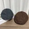 Gorra de Visera Nueva Retro a Cuadros Estilo Japonés para Mujer, Versión Coreana, Moda Versátil Artística Casual Vanguardista Gorro Boina Pato