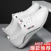 [Outlet de Fábrica] Novo Verão Masculino Couro Genuíno Versátil Solado Macio Calçados Casuais Slip-on para Dirigir Sapatos Doug