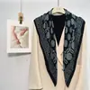 Moda Coreana Primavera y Otoño 2025 Atmosphere Sarong Cuadrado Delgado de Satén de Sarga Imitación de Seda Fresco 90*90