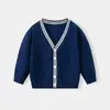 2026 Nuevo Suéter Chaqueta de Punto de Algodón con Cuello en V Estilo Academia Británica para Niños Mayores