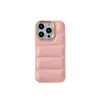 Adecuado para carcasa de teléfono móvil iPhone14/13PROMAX verano color liso galvanizado chaqueta acolchada carcasa de teléfono móvil simple