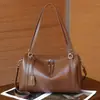 Bolso Boston de Primera Capa de Piel de Vaca Nuevo Retro Gran Capacidad Textura Simple Hombro Único Cruzado Bolso Grande Venta Directa de Fábrica