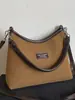Bolso Cuadrado Pequeño de Gran Capacidad Retro Casual 2025 Invierno Nuevo Bolso de Hombro con Temperamento Coreano Ins para Mujer