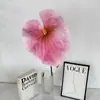 Ramo Simulado de Anturio Rojo de Seda Artificial con un Toque de Lujo para Salones de Bodas, Decoración de Sala de Estar, Arreglos Florales y Flores de Plástico