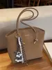 Bolso Cubo de Moda Transfronterizo, Nuevo Bolso de Invierno para Mujer, Bolso de Hombro Popular de Moda Retro, Bolso Tote Casual Texturizado