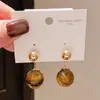 Aretes Redondos de Plata Electrodopada con Oro Real de 18K con Aguja de Plata, Piedra Ojo de Tigre Maillard, Estilo Retro Otoño e Invierno, Uso Bidireccional, Aretes de Alta Gama