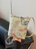 Bolso Pequeño Bordado Estilo Chino Nuevo para Mujer 2026 Nueva Moda Estilo Nacional Bolso para Teléfono Móvil Bolso Cuadrado Pequeño Bolso Cruzado Texturizado de Verano