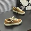 Zapatillas de suela gruesa, que aumentan la altura, de moda, con estampado de estrellas retro para mujer, nueva colección otoño 2026, con cordones, antideslizantes, versátiles, calzado deportivo casual