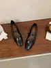 Zapatos de tacón grueso retro de nicho de corte bajo, modernos, versátiles, para ir al trabajo