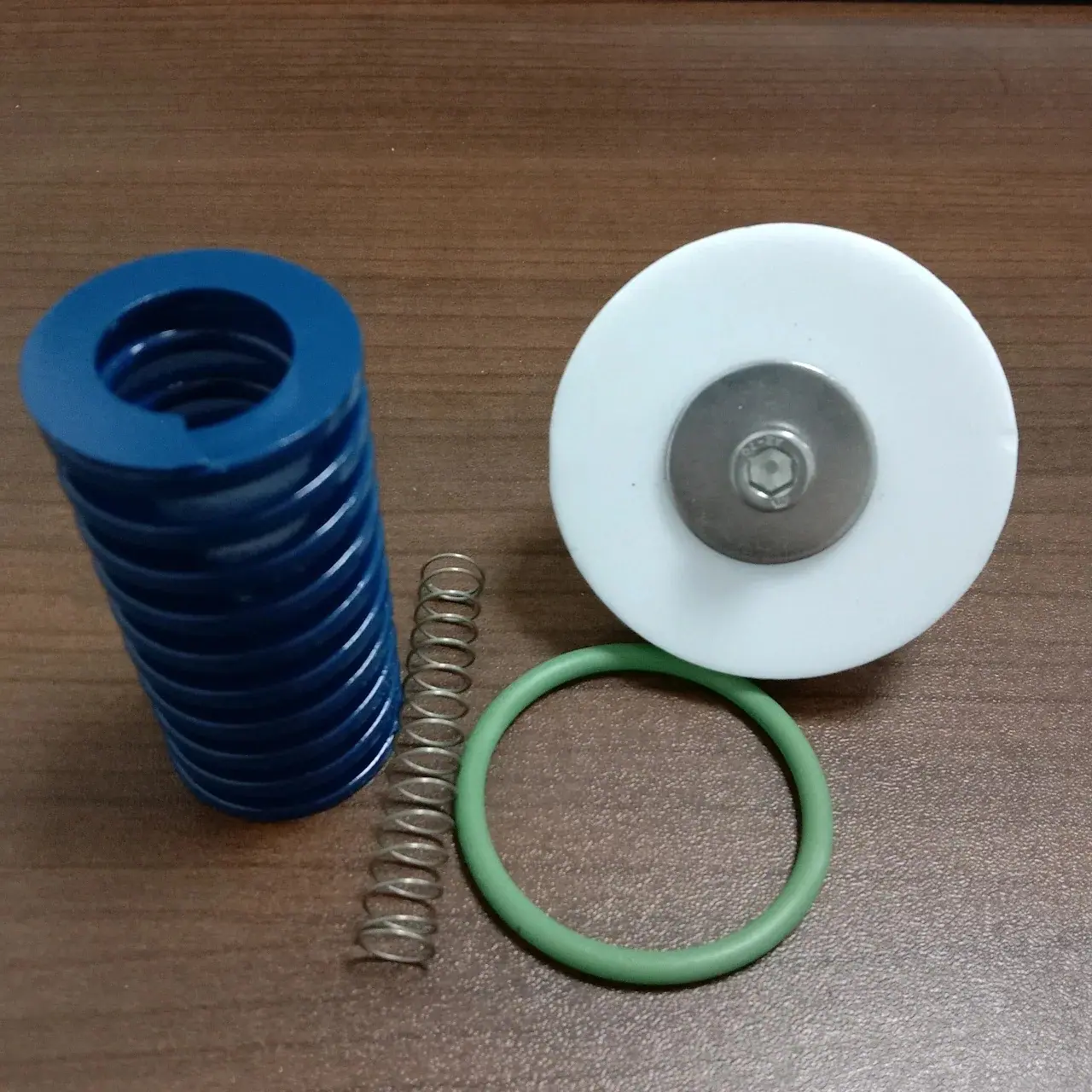 hsy-1729850316494.webp.jpg