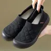 Novedad Primavera y Otoño 2025 Zapatos de Tela de Pekín Antideslizantes Suela Suave para Mamás, Zapatos Casuales de Suela Suave para Mujeres Embarazadas, No Necesitan Agacharse, Zapatos para Mamás